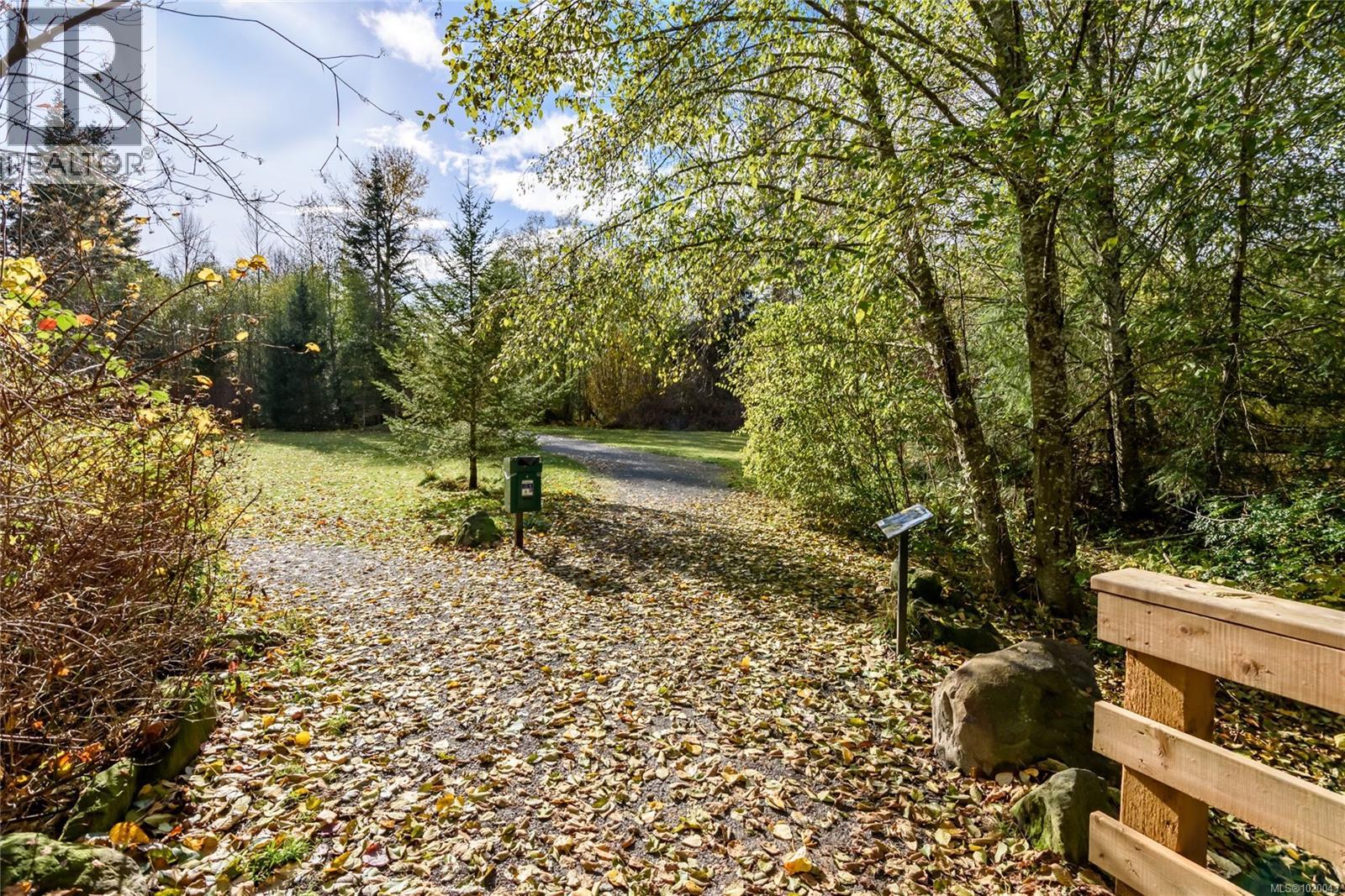 2245 Cousins Ave, Courtenay, British Columbia  V9N 3N6 - Photo 35 - 1020043