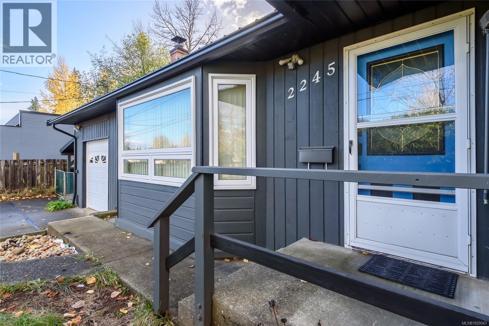 2245 Cousins Ave, Courtenay, British Columbia  V9N 3N6 - Photo 3 - 1020043