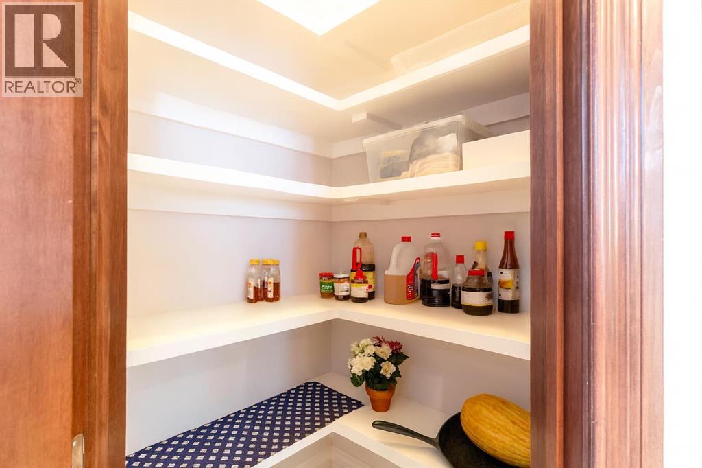 1421 40 Street Sw, Calgary, Alberta  T3C 1W8 - Photo 9 - A2266142