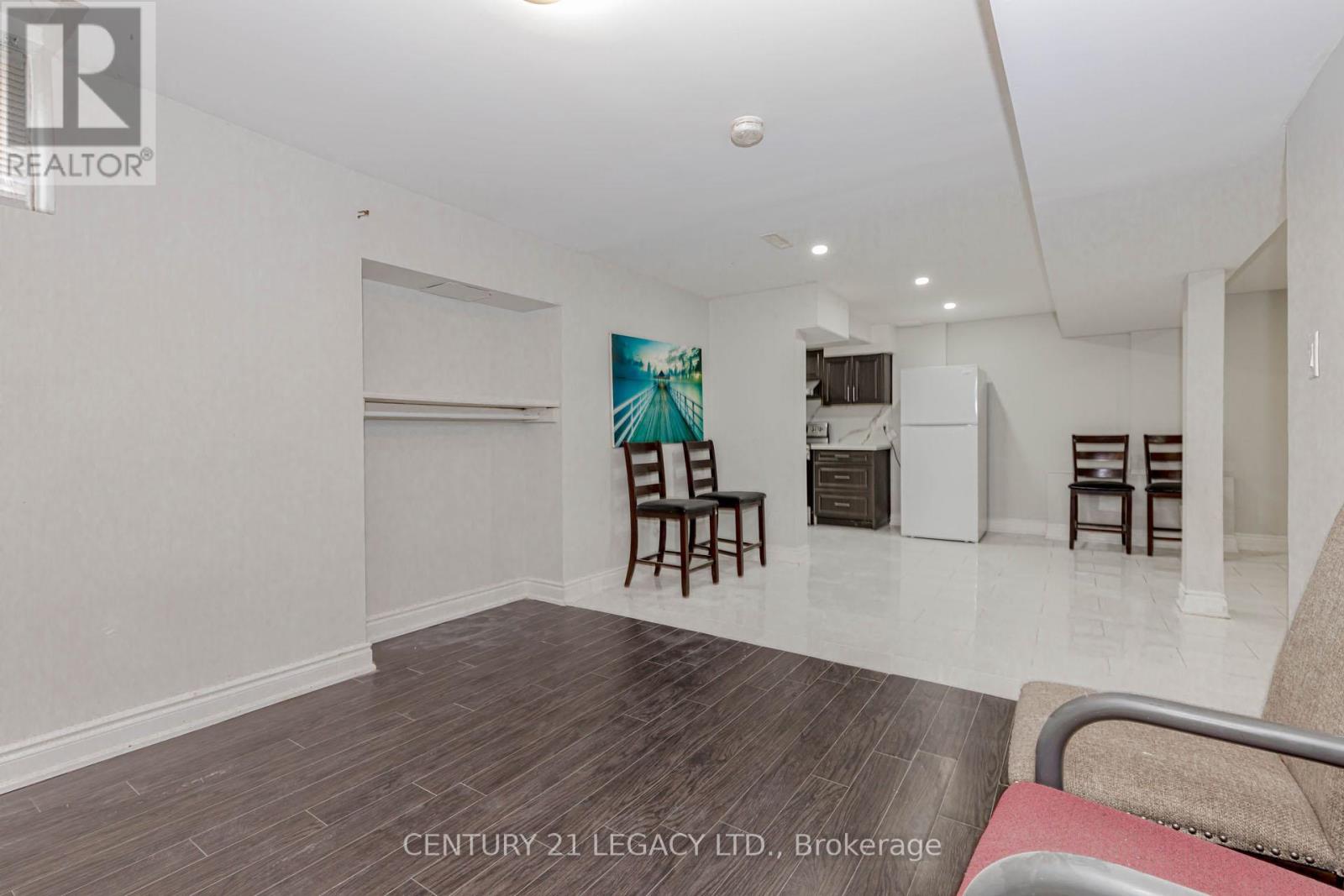 30 Diane Court, Brampton, Ontario  L6Y 3E2 - Photo 38 - W12477518