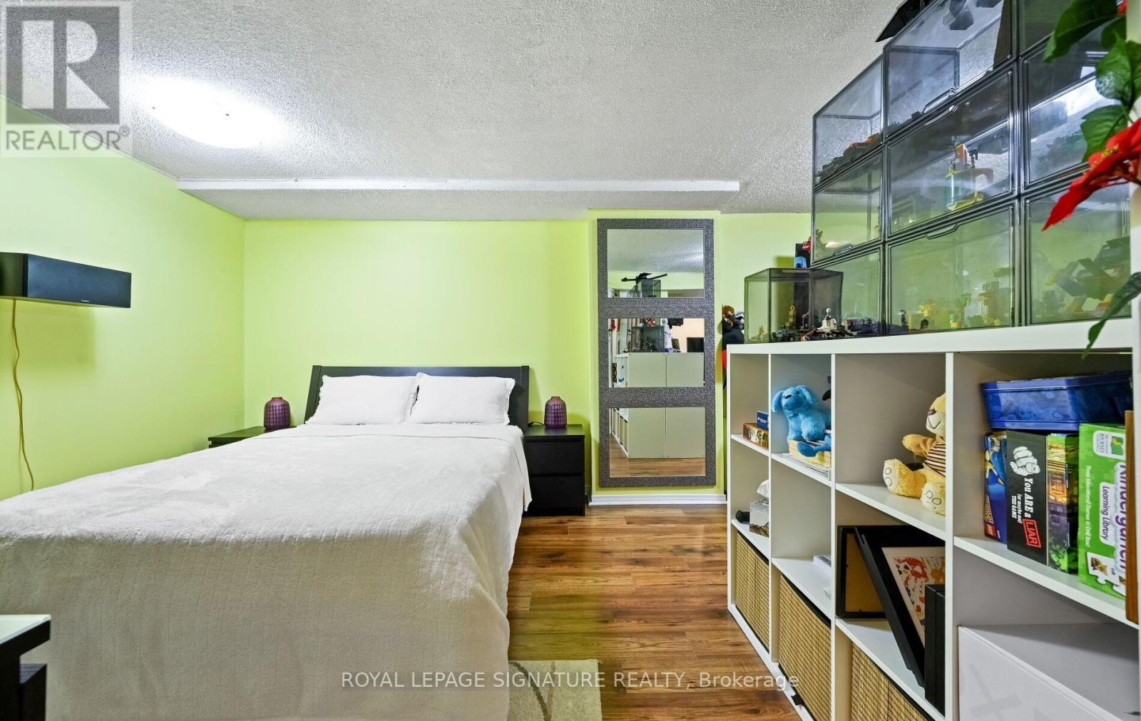 1033 Raintree Lane, Mississauga, Ontario  L5H 4A1 - Photo 33 - W12540716