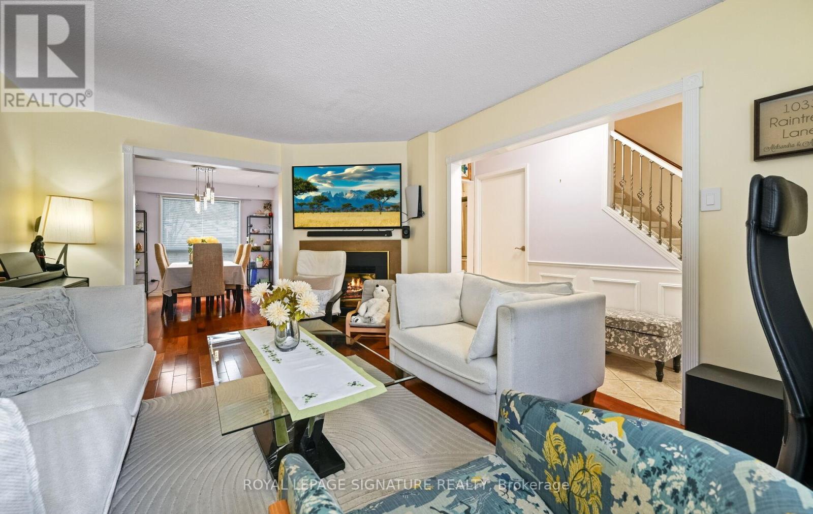 1033 Raintree Lane, Mississauga, Ontario  L5H 4A1 - Photo 9 - W12540716