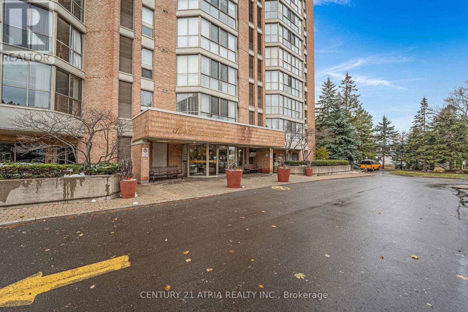 1102 - 265 Westcourt Place, Waterloo, Ontario  N2L 6E4 - Photo 6 - X12539242