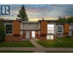 105 Pinemont Bay Ne Pineridge, Calgary, Ca