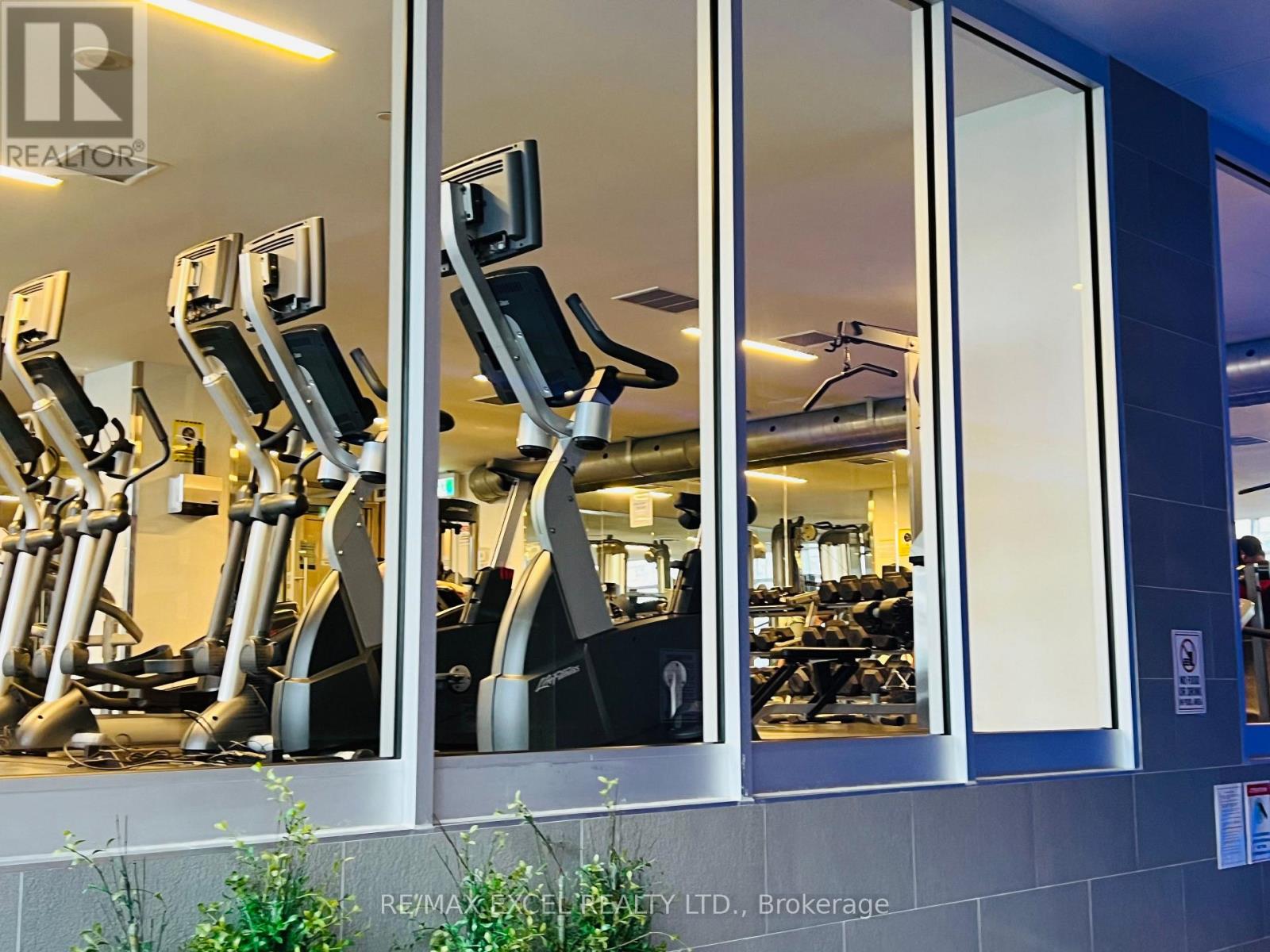 1706 - 15 Iceboat Terrace, Toronto, Ontario  M5V 4A5 - Photo 18 - C12541462