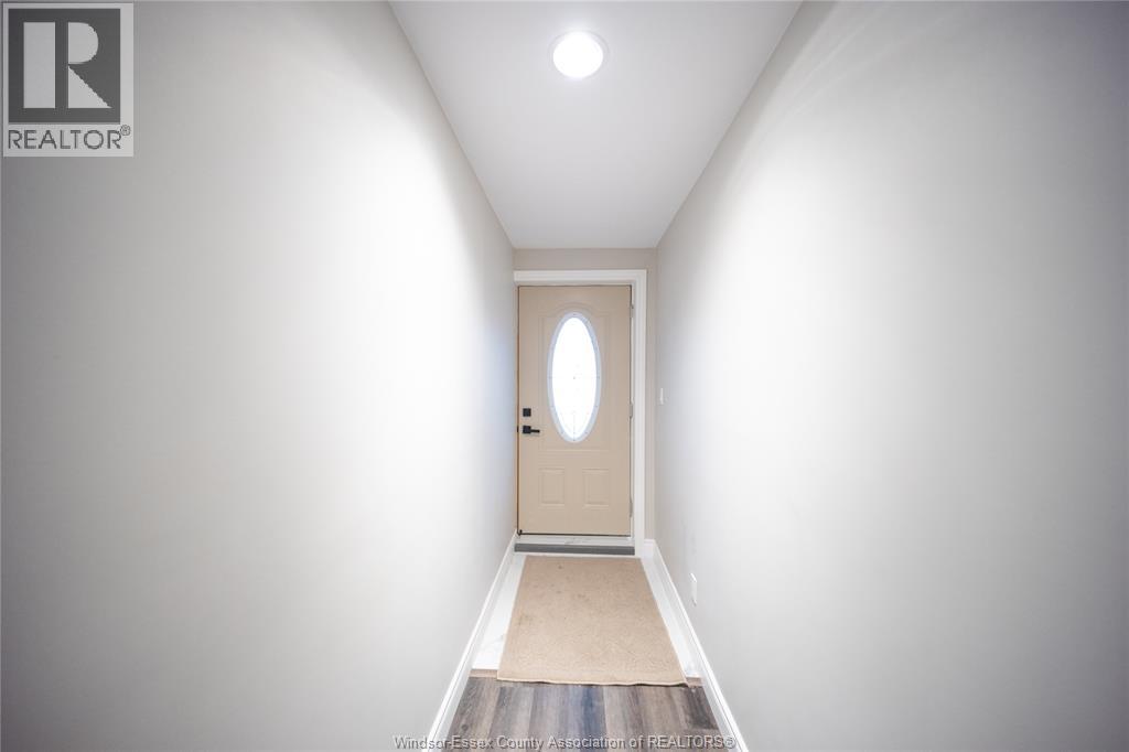 460 MERRILL AVENUE, LaSalle, Ontario