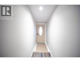 460 MERRILL AVENUE, LaSalle, Ontario