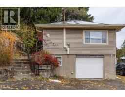 6 BEGUE Street, Dundas, Ontario