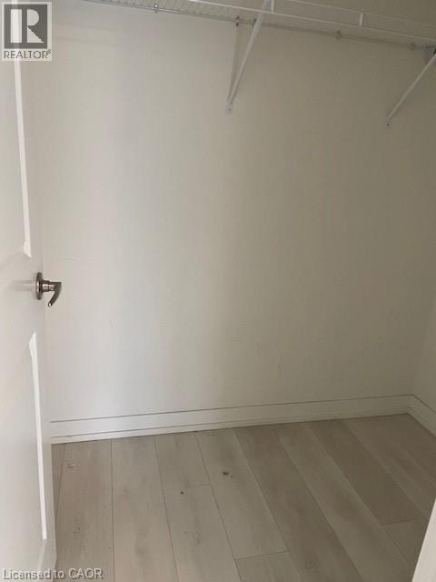 205 Sabina Drive, Oakville, Ontario  L6H 0L4 - Photo 17 - 40787790