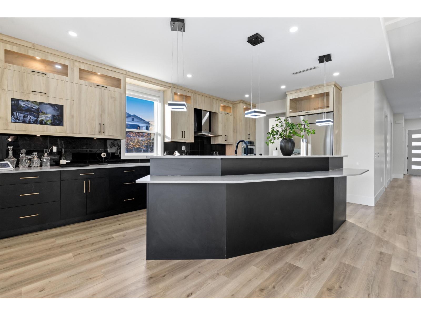 21010 72 Avenue, Langley, British Columbia V2Y 2R6 - Photo 7 - R3067027