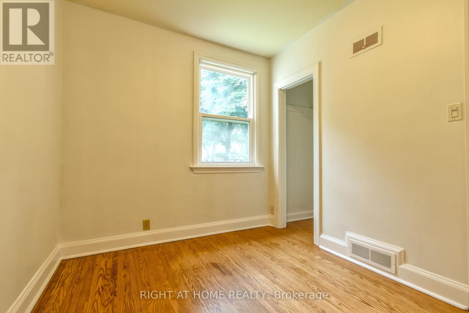 101 Eastville Avenue, Toronto, Ontario  M1M 2N8 - Photo 14 - E12541452