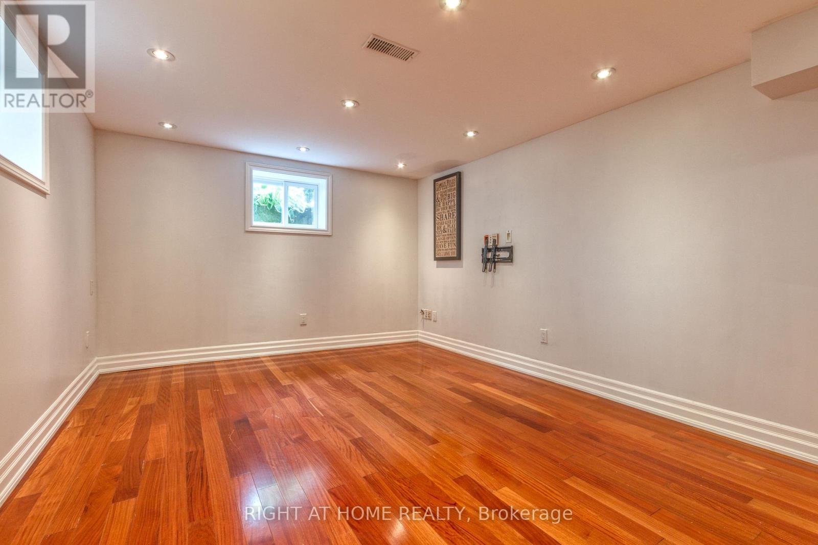 101 Eastville Avenue, Toronto, Ontario  M1M 2N8 - Photo 22 - E12541452