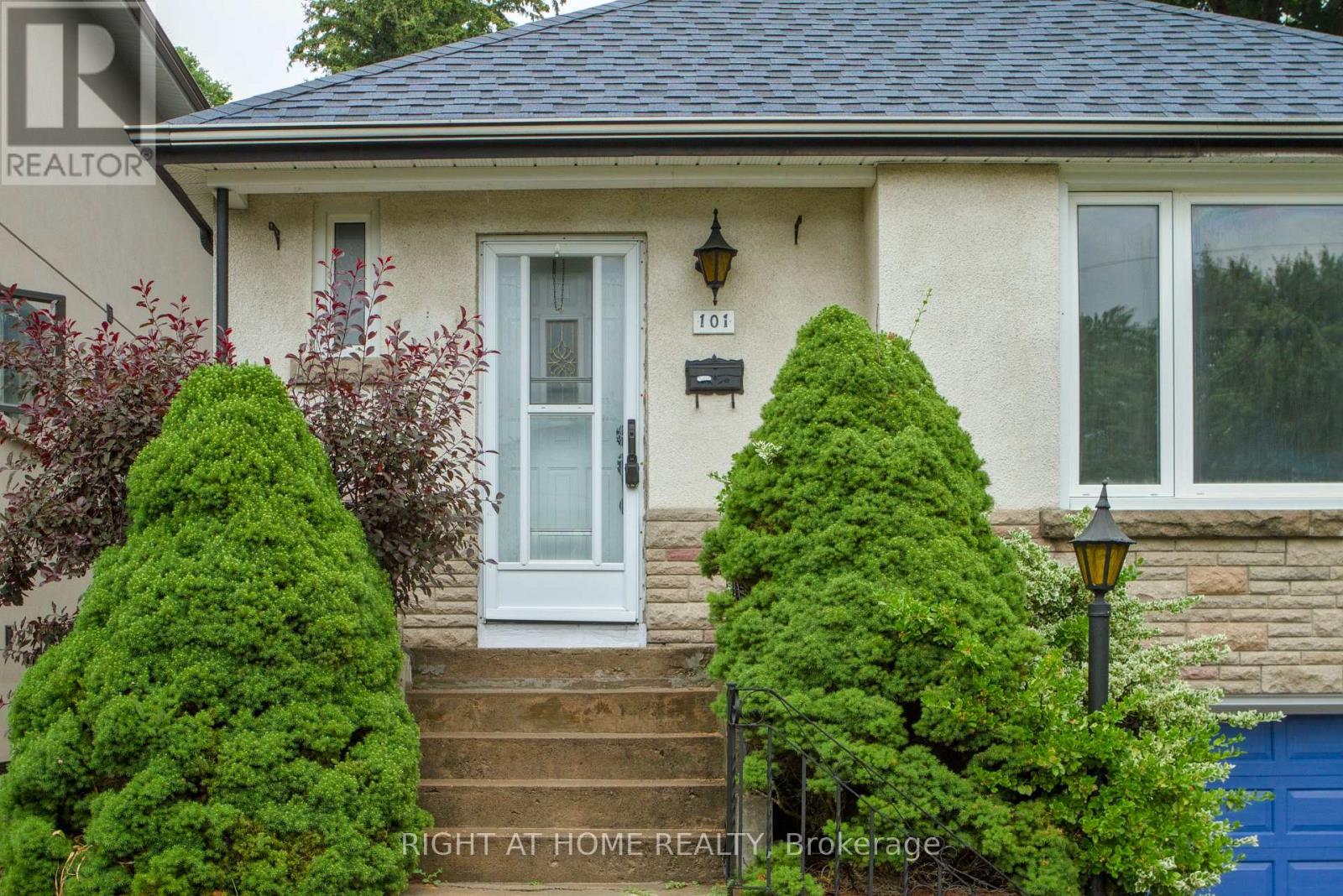 101 Eastville Avenue, Toronto, Ontario  M1M 2N8 - Photo 3 - E12541452