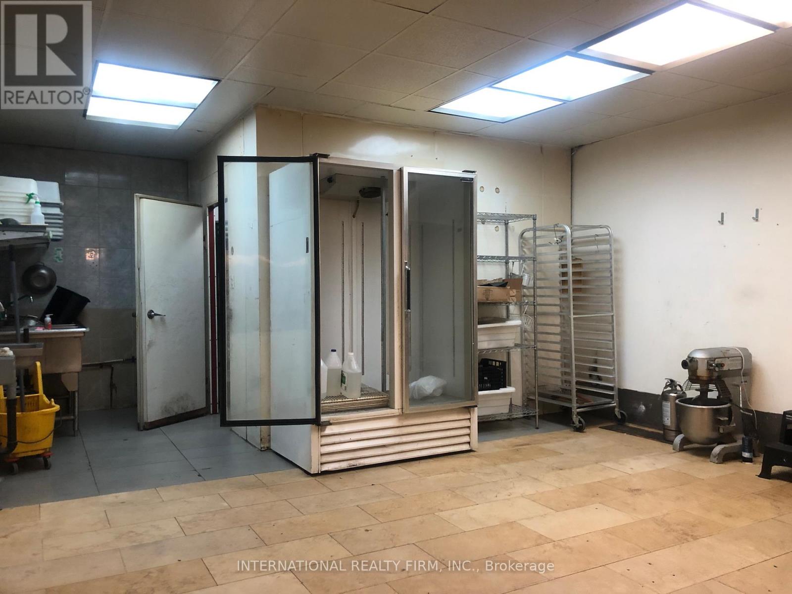 1272 Danforth Avenue, Toronto, Ontario  M4J 1M6 - Photo 4 - E12541468