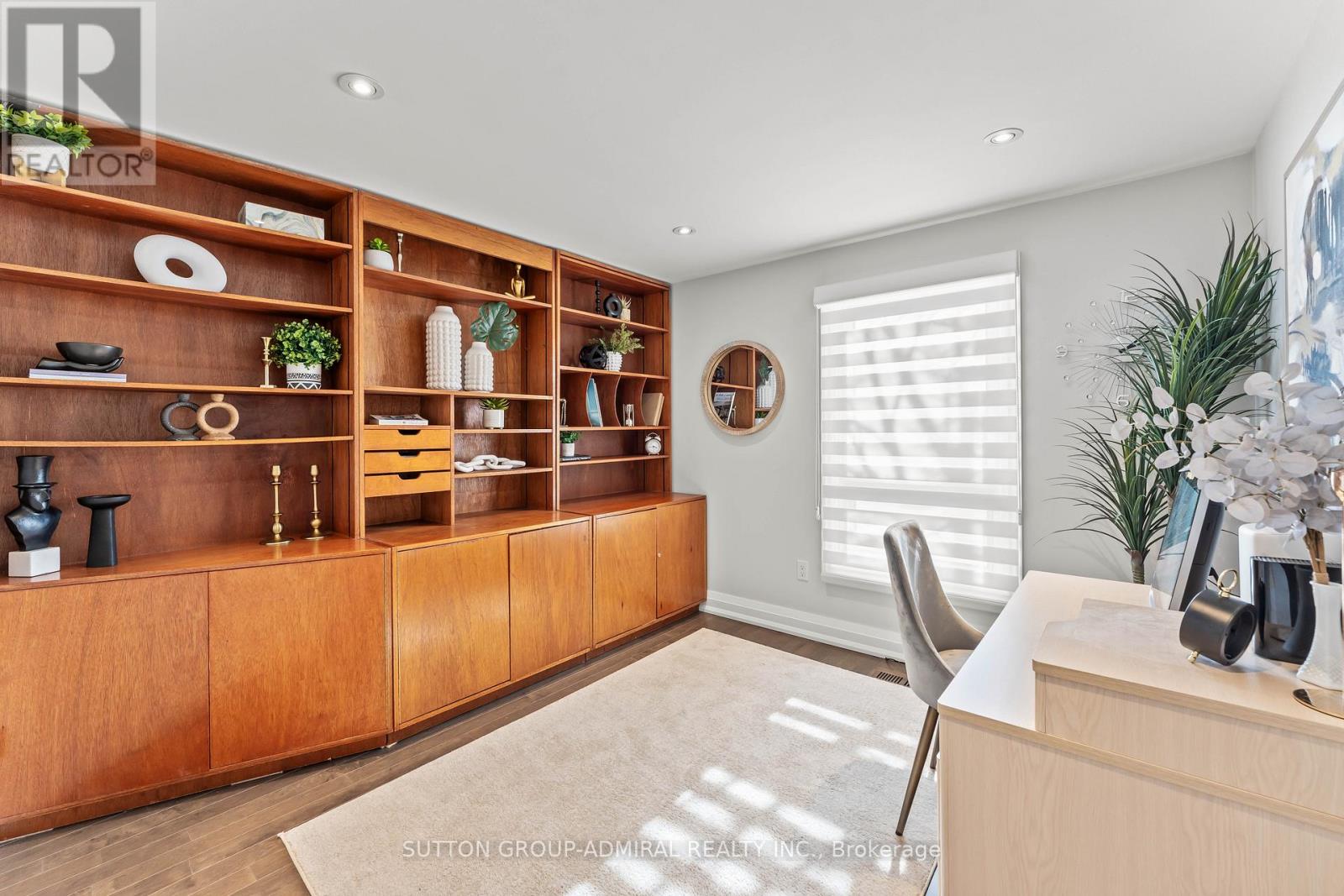 32 Mayvern Crescent, Richmond Hill, Ontario L4C 5J6 - Photo 18 - N12407200