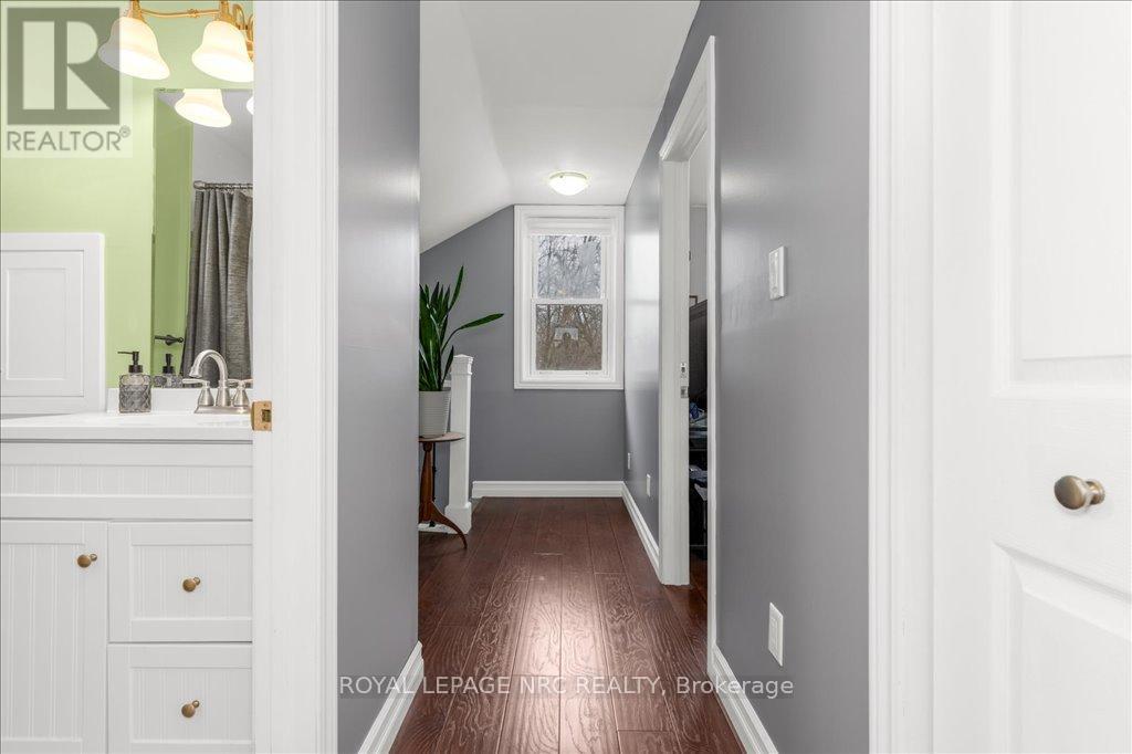 3384 Johnson Street, Lincoln, Ontario L0R 2C0 - Photo 40 - X12461787