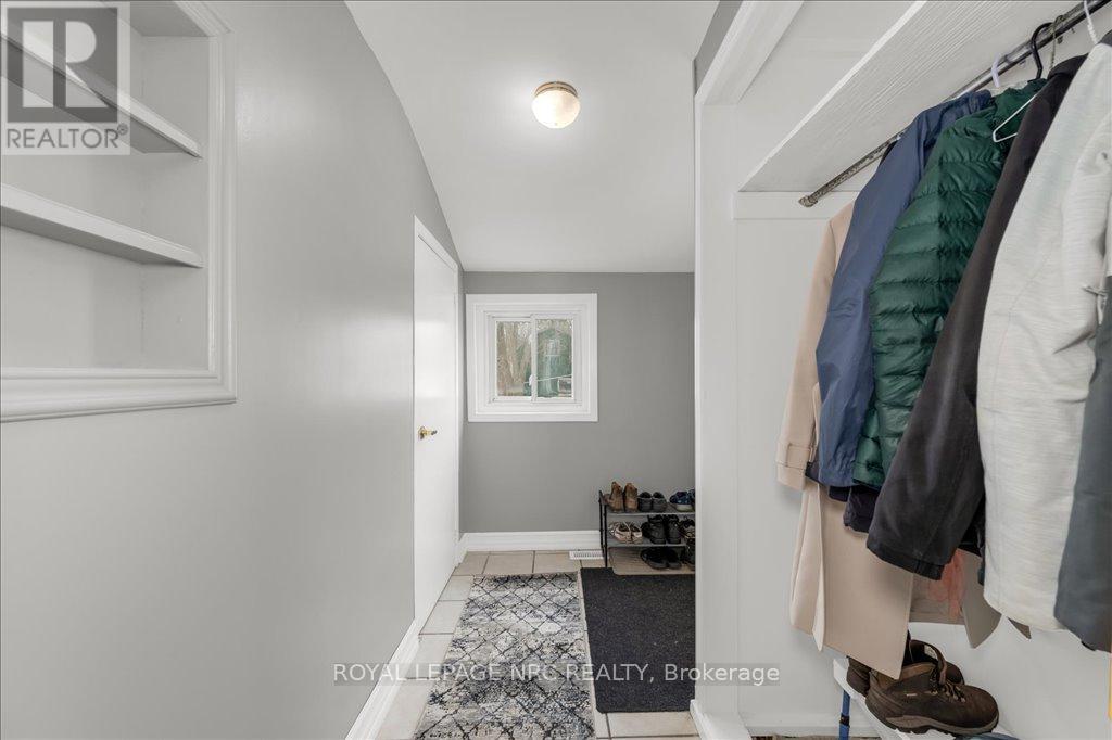 3384 Johnson Street, Lincoln, Ontario L0R 2C0 - Photo 12 - X12461787