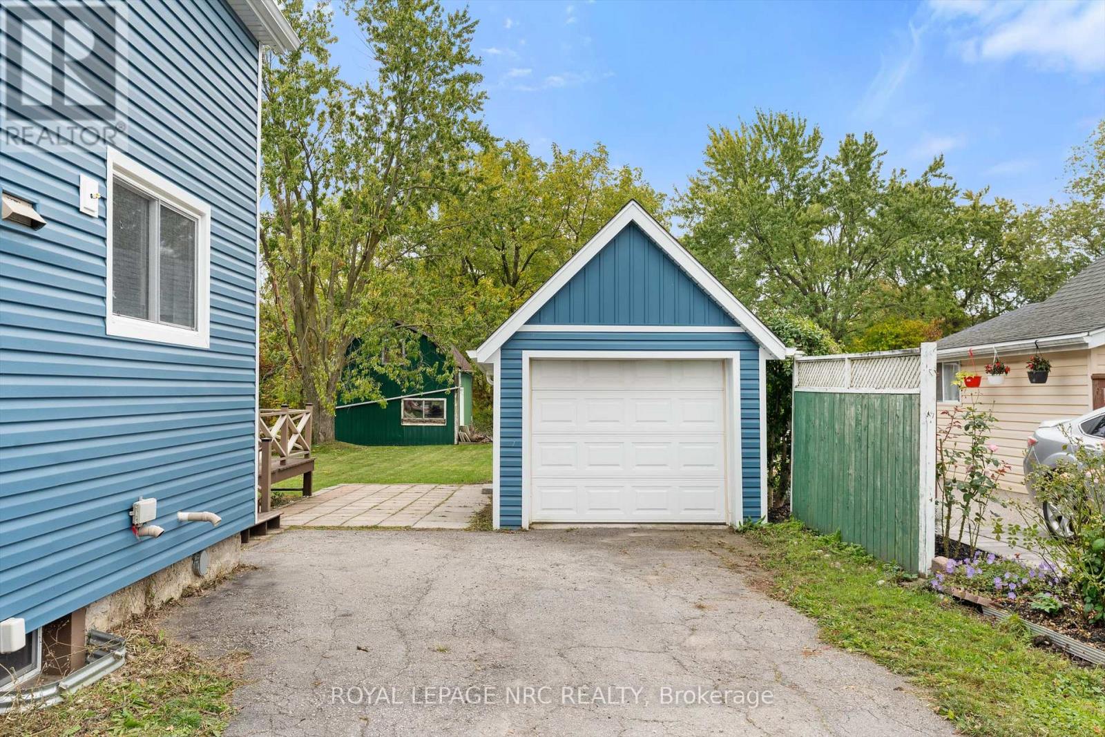 3384 Johnson Street, Lincoln, Ontario L0R 2C0 - Photo 37 - X12461787