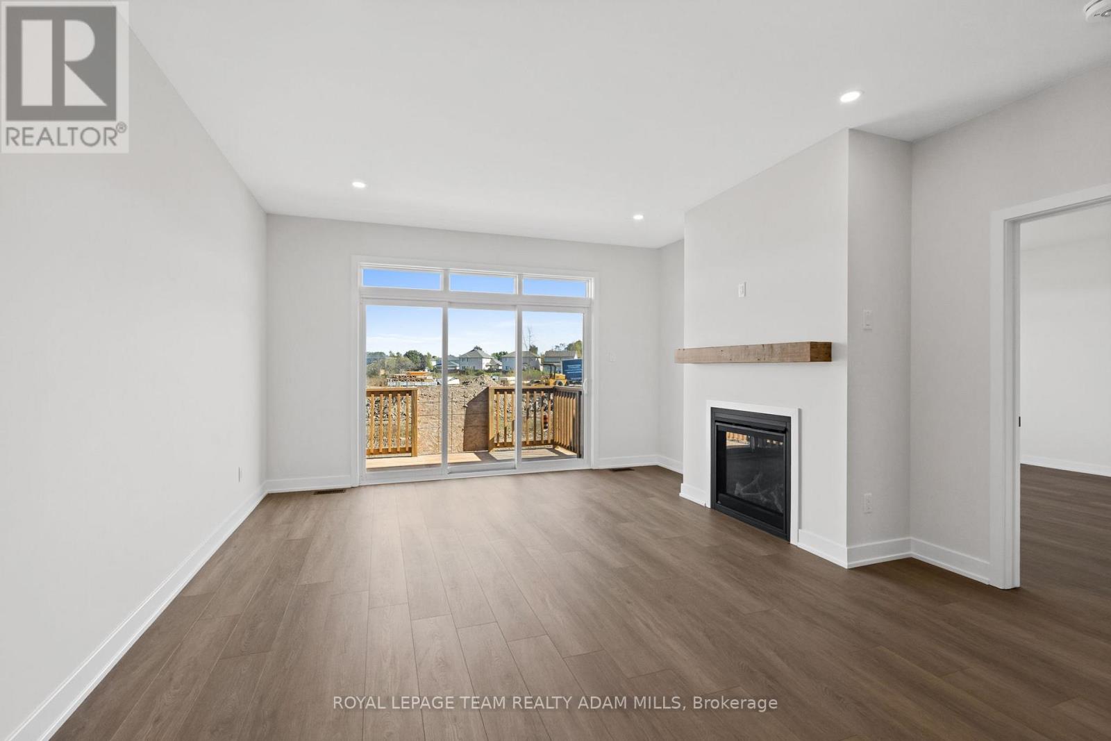 1047 Moore Street, Brockville, Ontario K6V 7N1 - Photo 16 - X12541600