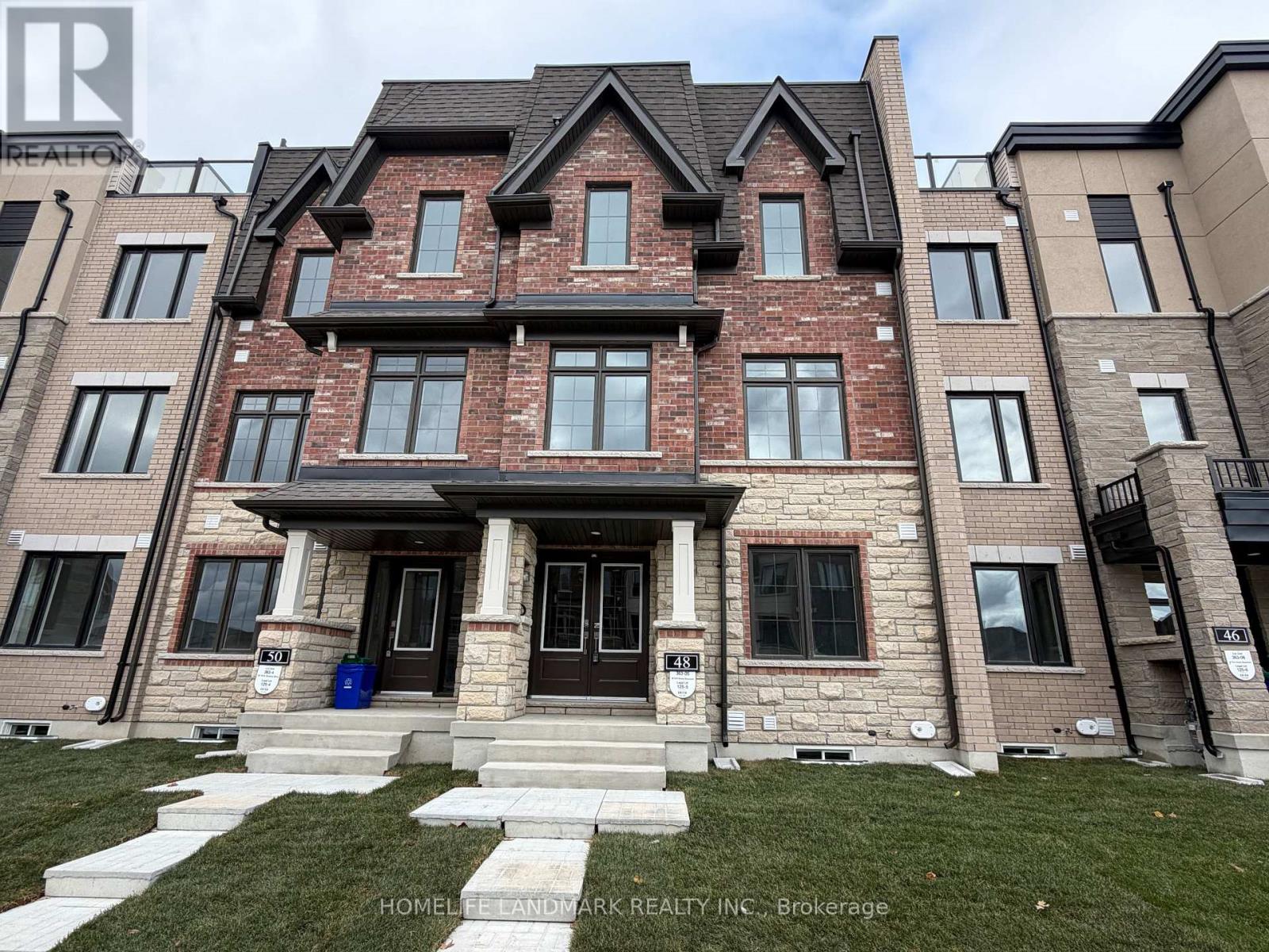 48 YORK DOWNS BOULEVARD, Markham, Ontario