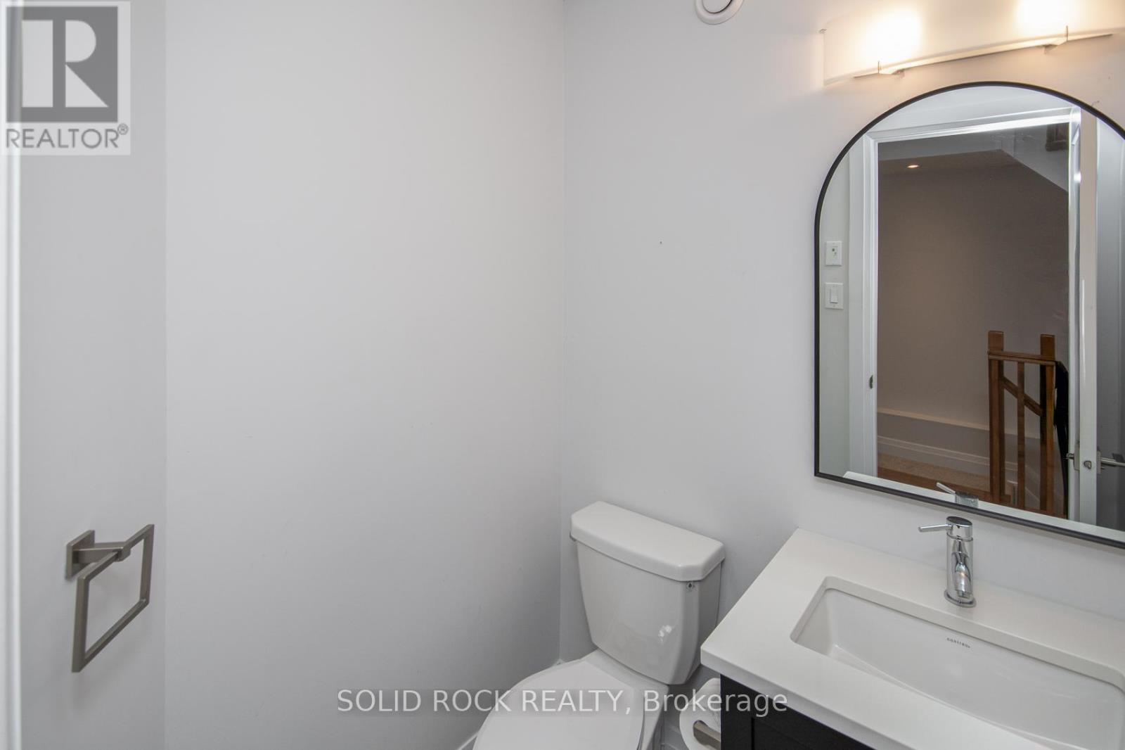 218 Lift Lane, Ottawa, Ontario  K2V 0M6 - Photo 11 - X12541710