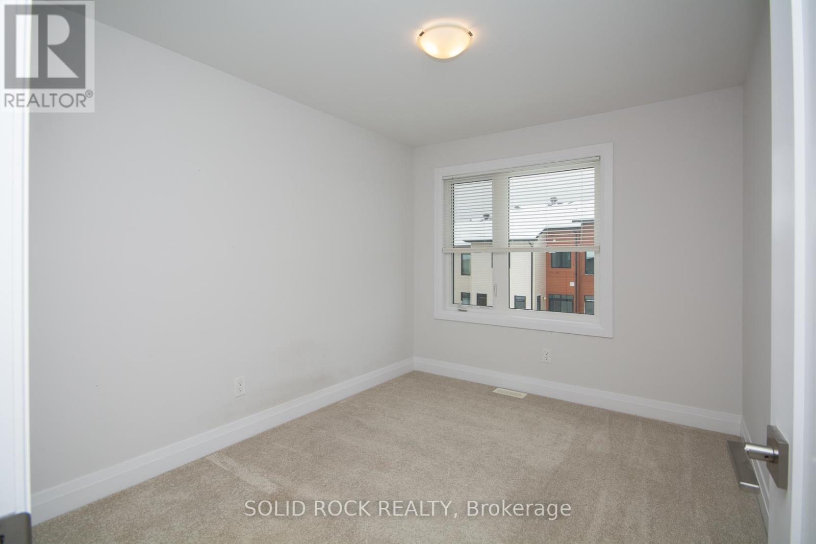 218 Lift Lane, Ottawa, Ontario  K2V 0M6 - Photo 16 - X12541710