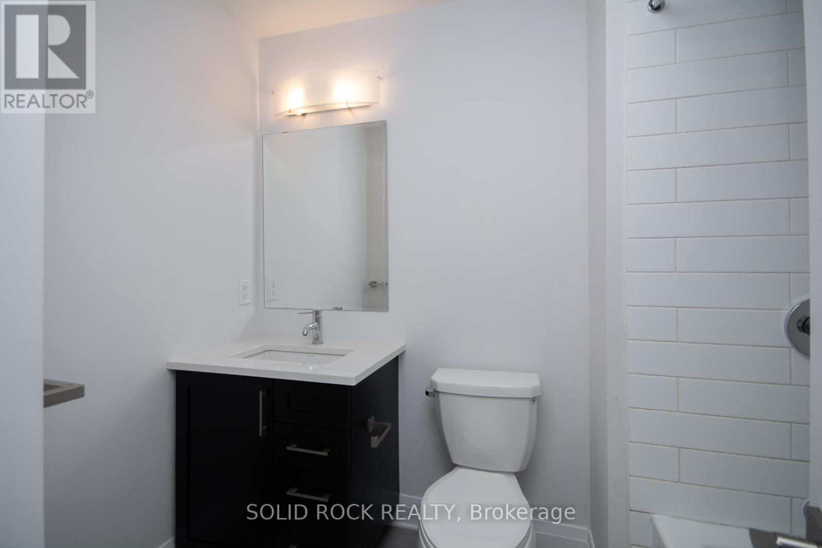 218 Lift Lane, Ottawa, Ontario  K2V 0M6 - Photo 17 - X12541710