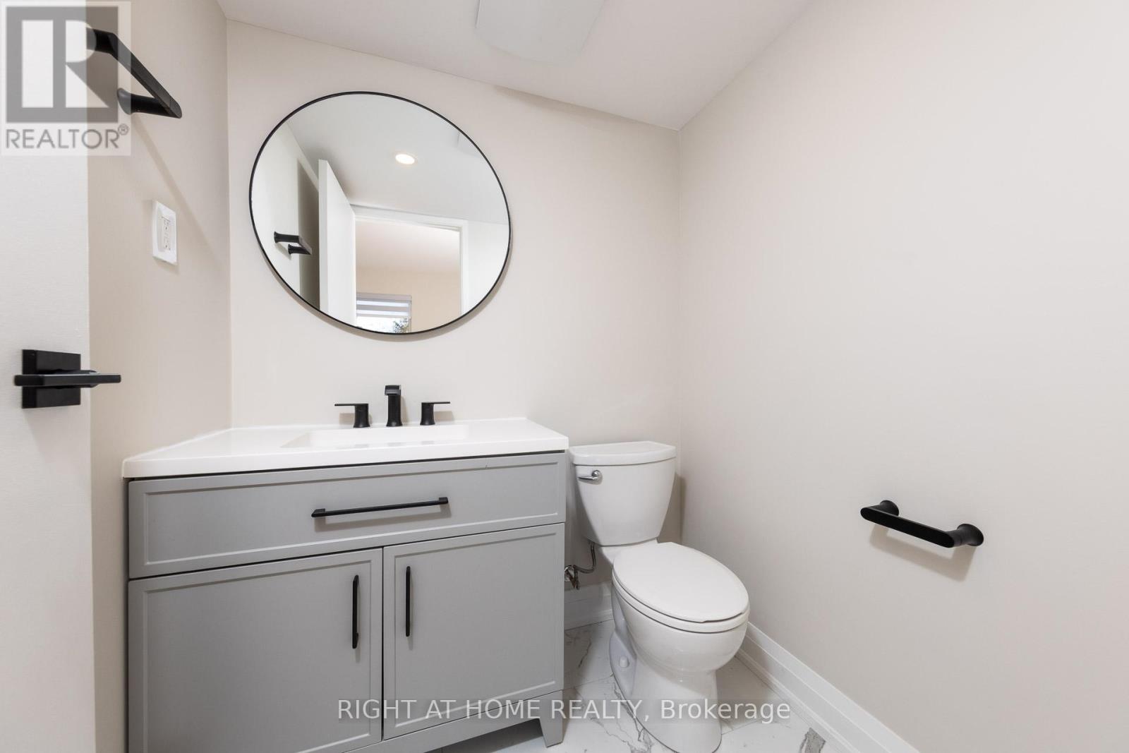 722 - 1450 Glen Abbey Gate, Oakville, Ontario  L6M 2V7 - Photo 18 - W12446908