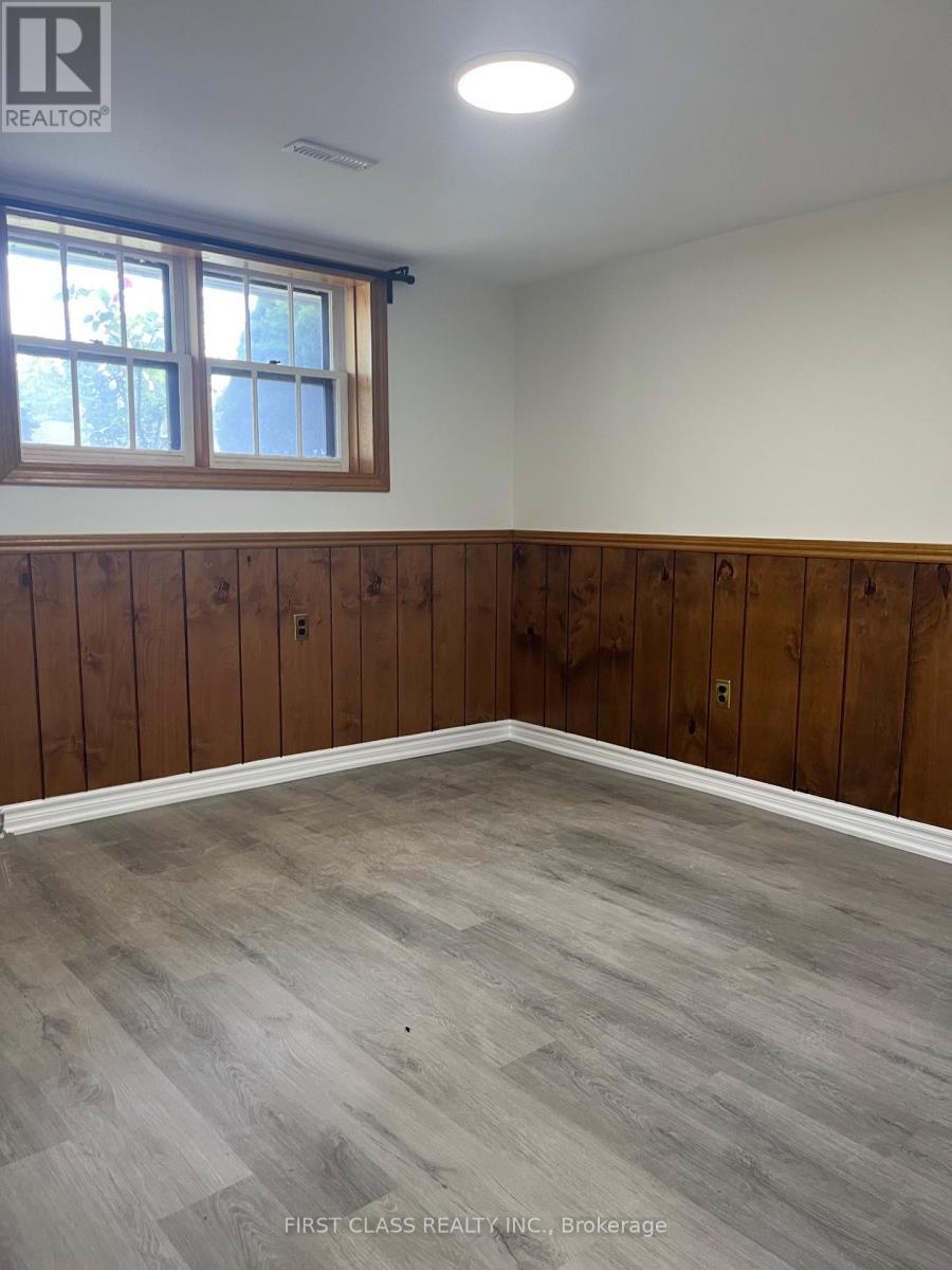 Lower - 14 Pringle Avenue, Markham, Ontario  L3P 2P4 - Photo 4 - N12541520