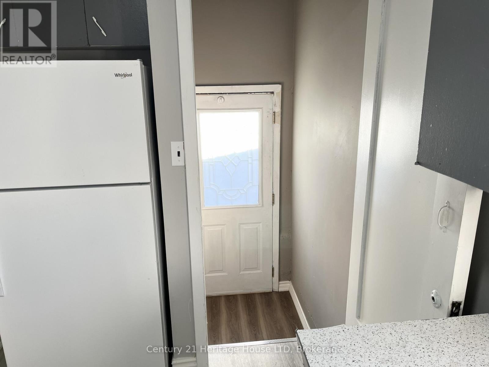 9 Mckay Street, St. Catharines, Ontario L2S 1E8 - Photo 19 - X12541704