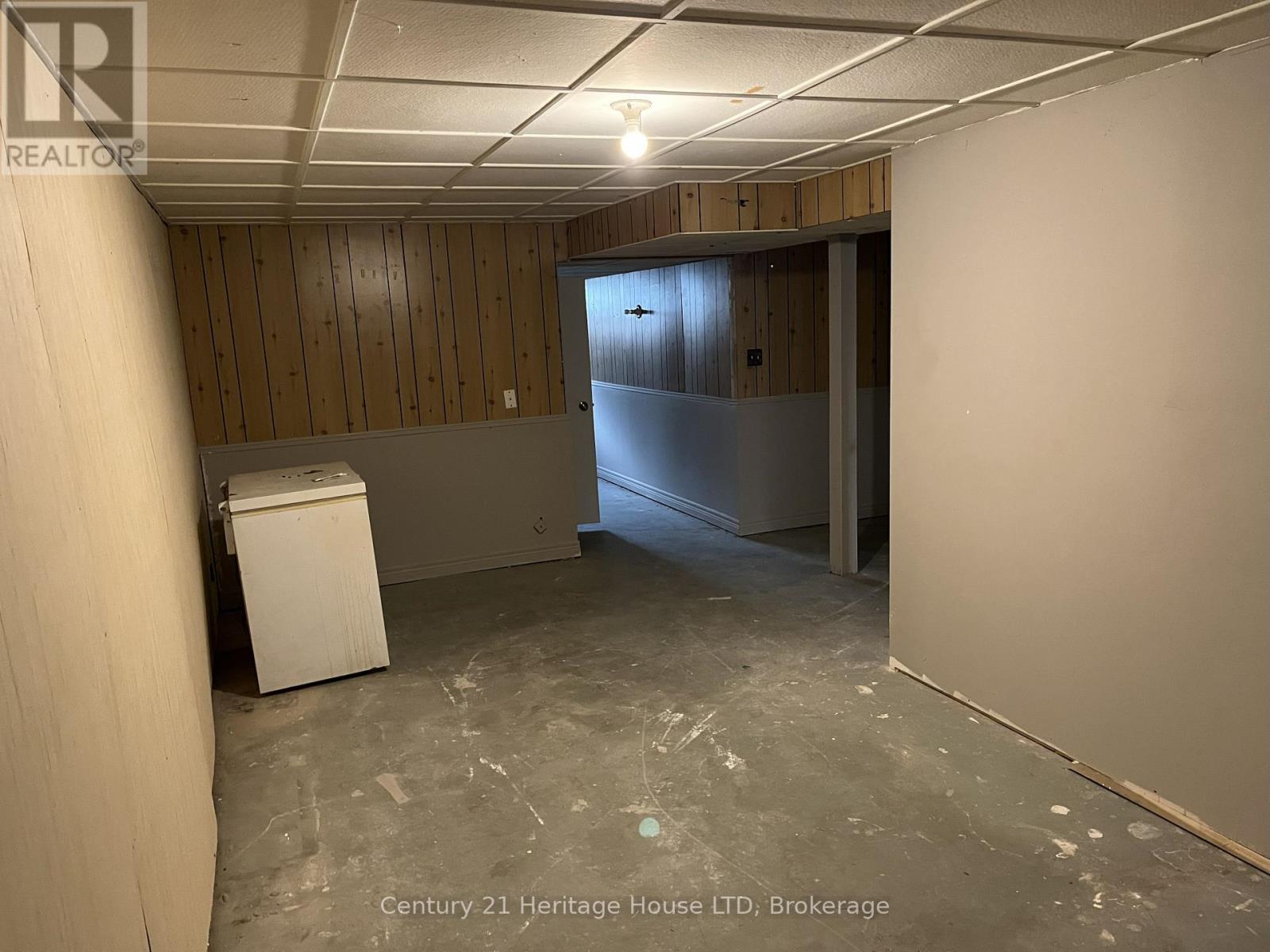 9 Mckay Street, St. Catharines, Ontario L2S 1E8 - Photo 22 - X12541704