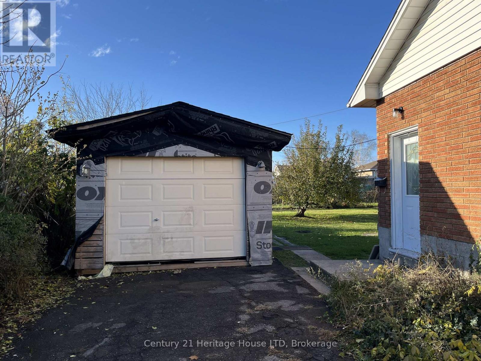 9 Mckay Street, St. Catharines, Ontario L2S 1E8 - Photo 24 - X12541704