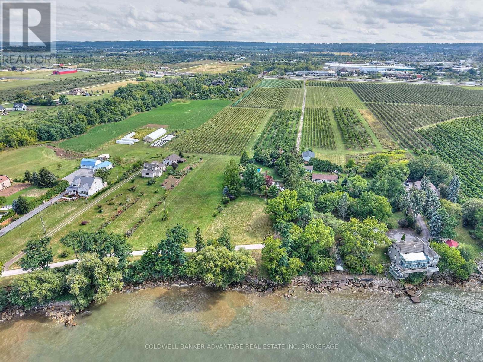 4698 Sandy Cove Drive, Lincoln, Ontario L0R 1B1 - Photo 29 - X12541808