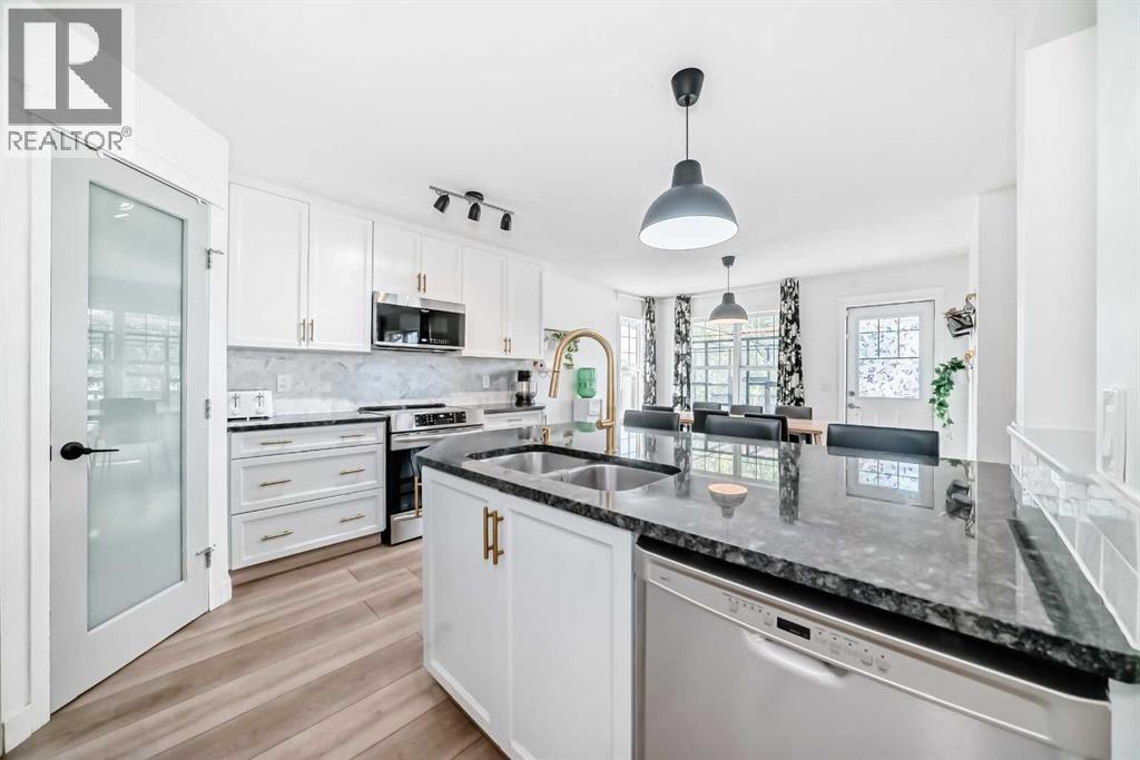 Property at 332 Ranch Close image 4