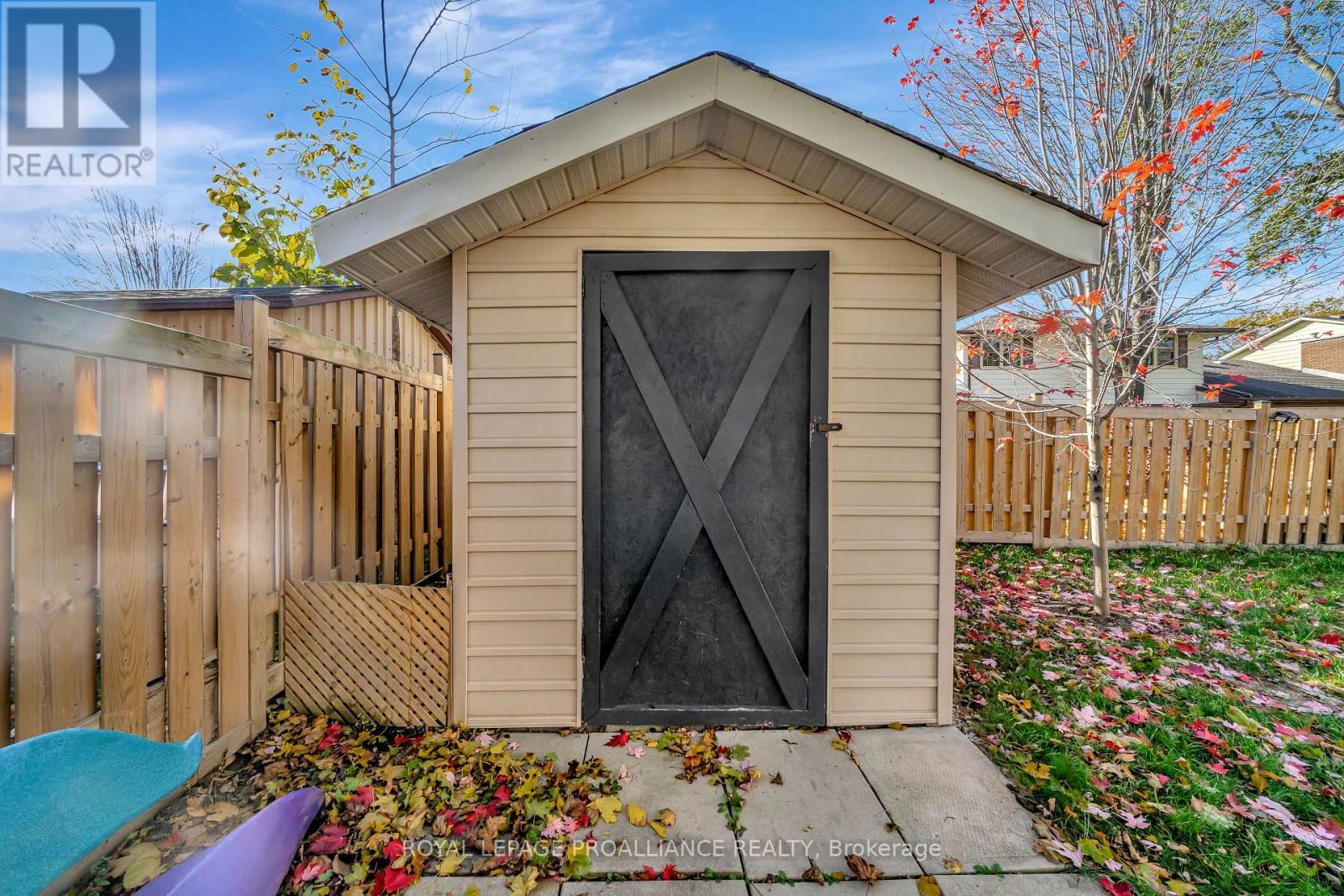 4 Kingsway Court, Belleville, Ontario K8N 4P1 - Photo 38 - X12541564