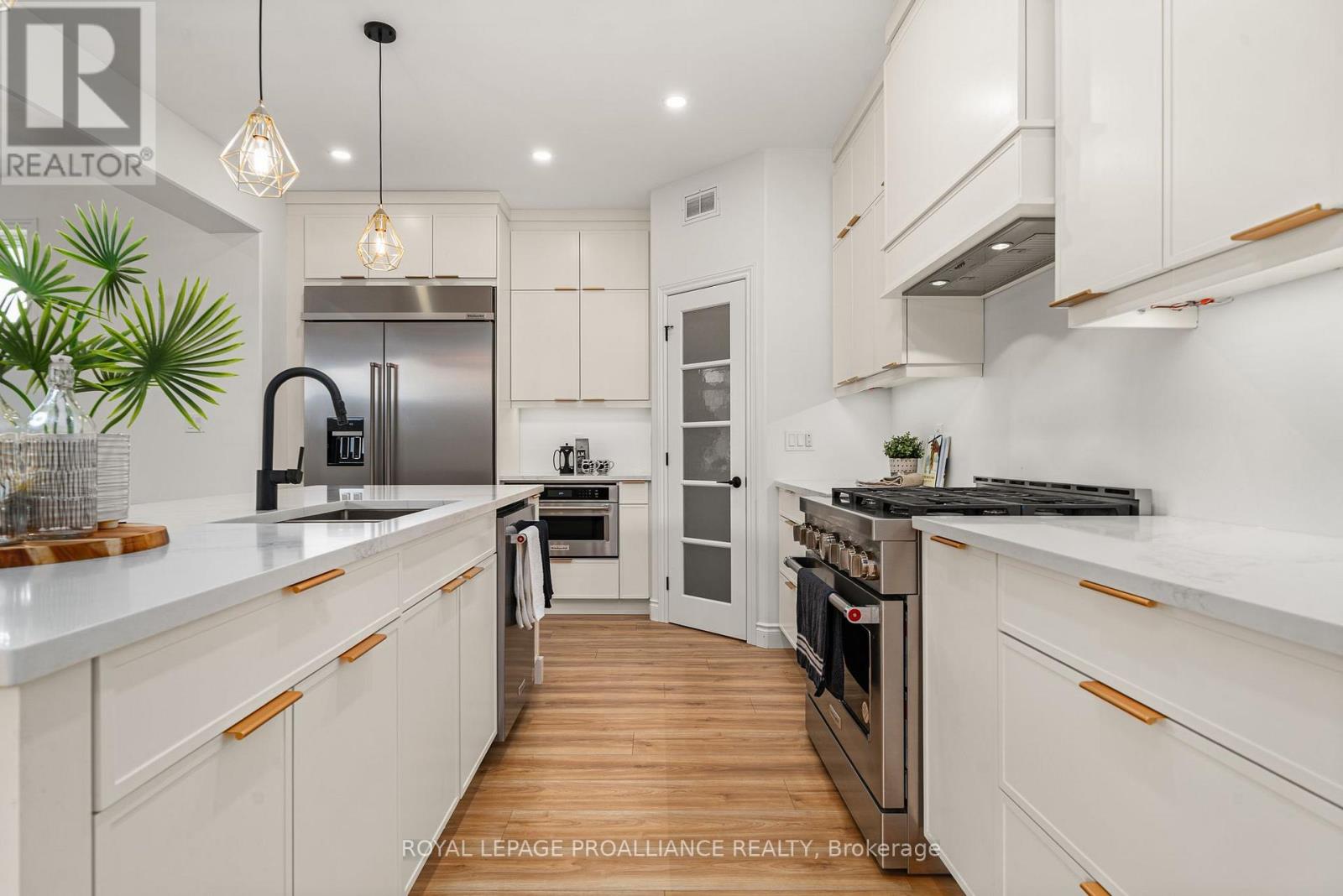 18 Raycroft Drive, Belleville, Ontario K8N 0R4 - Photo 10 - X12541828