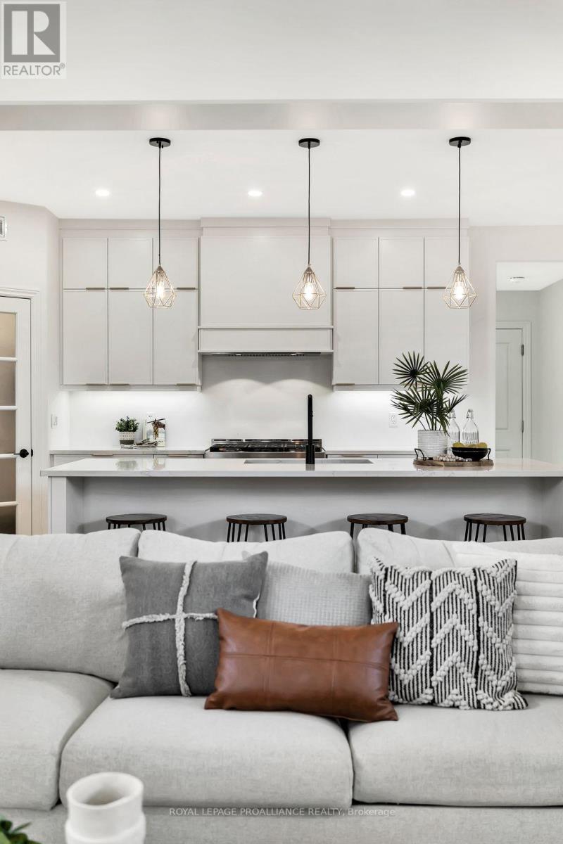 18 Raycroft Drive, Belleville, Ontario K8N 0R4 - Photo 19 - X12541828