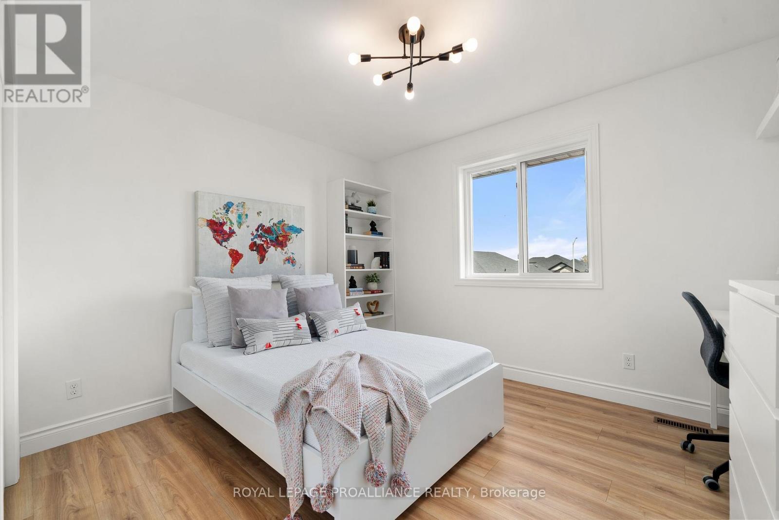 18 Raycroft Drive, Belleville, Ontario K8N 0R4 - Photo 28 - X12541828