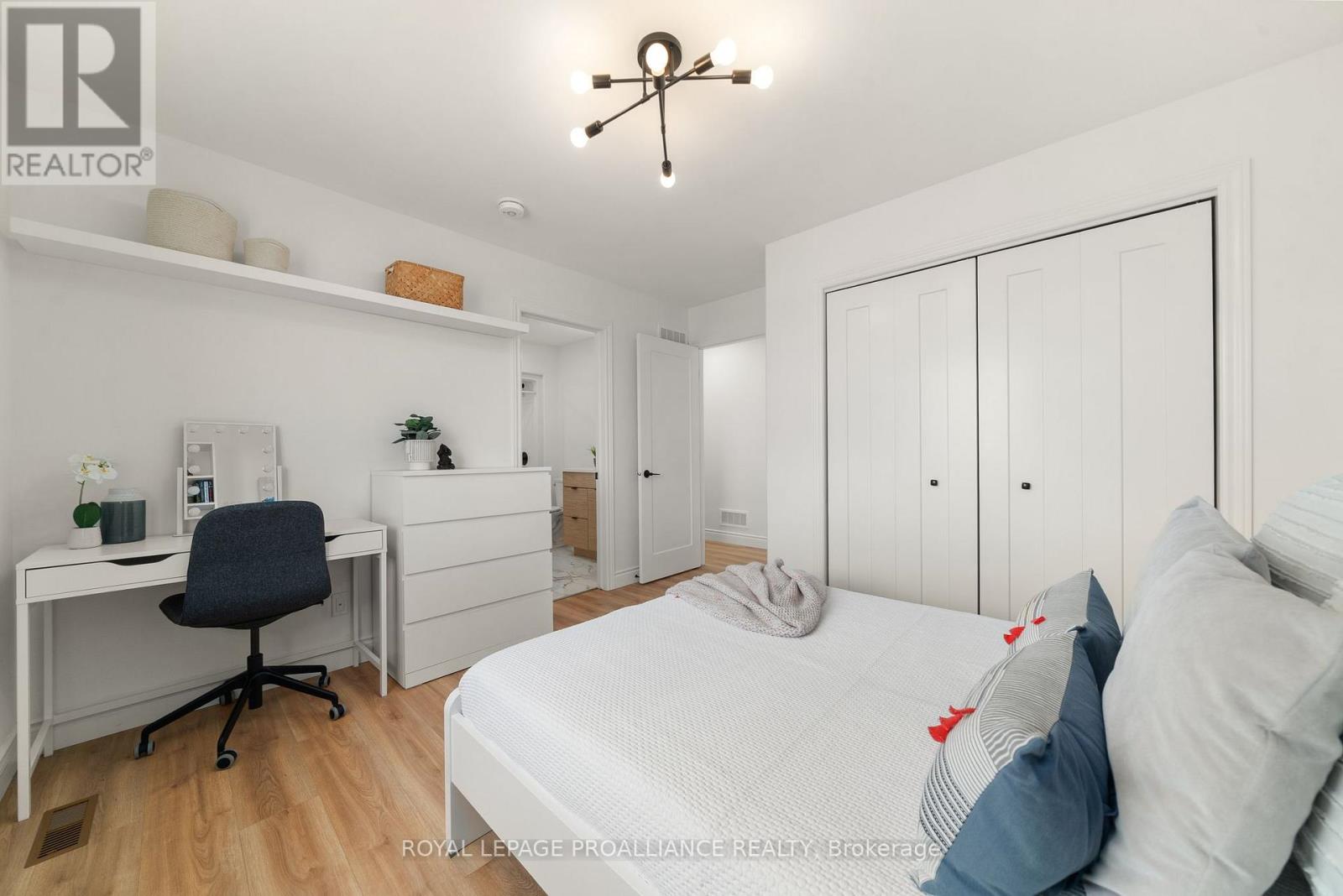 18 Raycroft Drive, Belleville, Ontario K8N 0R4 - Photo 29 - X12541828