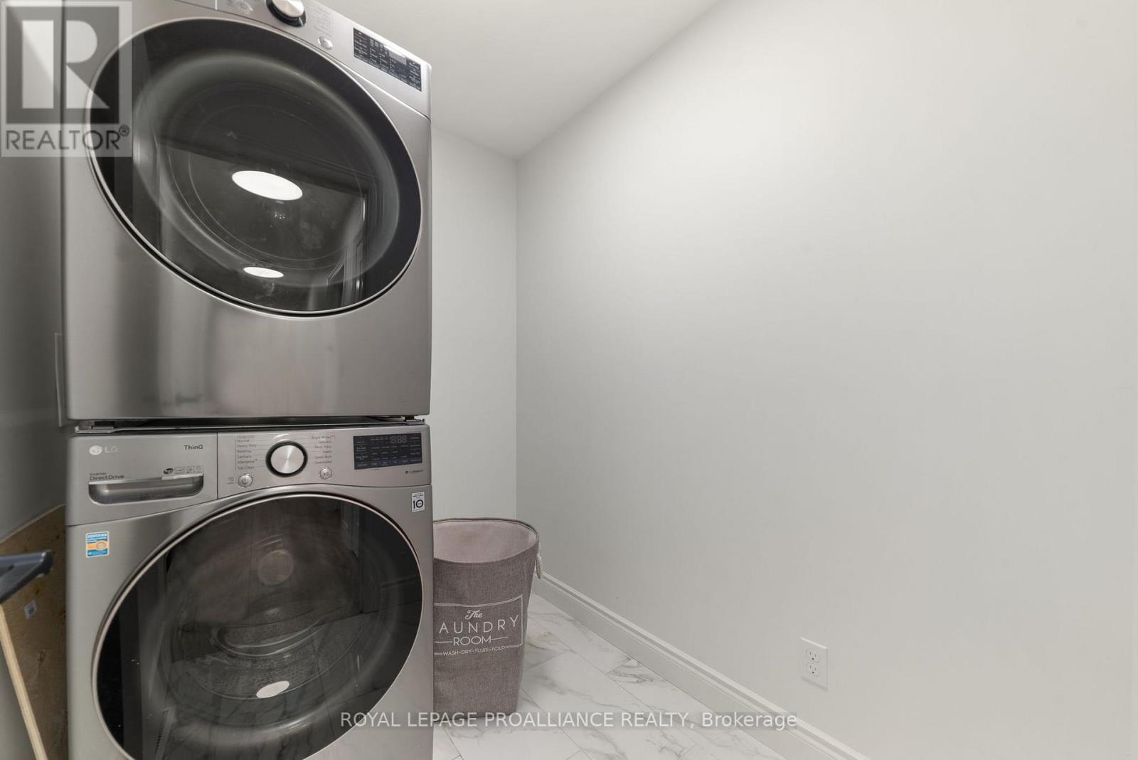 18 Raycroft Drive, Belleville, Ontario K8N 0R4 - Photo 34 - X12541828