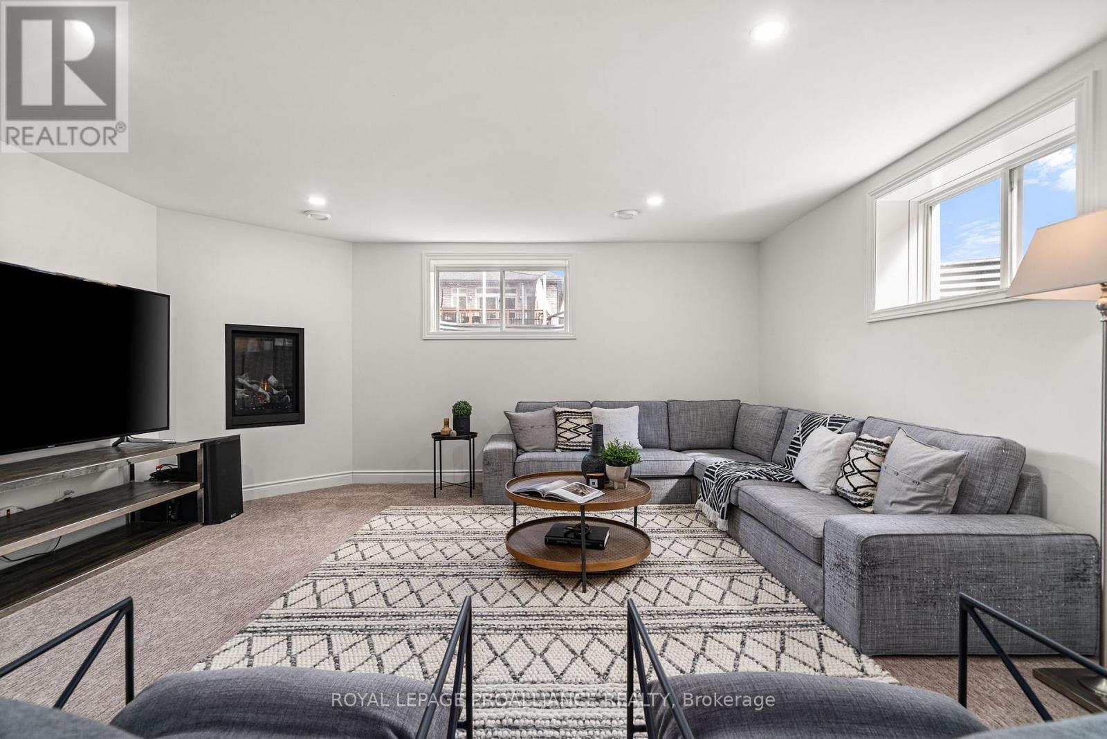 18 Raycroft Drive, Belleville, Ontario K8N 0R4 - Photo 36 - X12541828