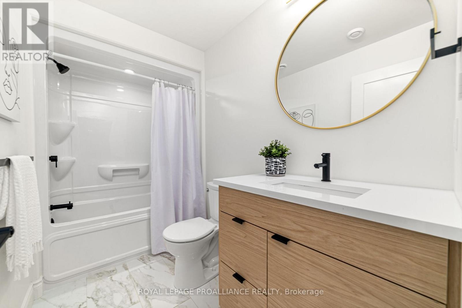 18 Raycroft Drive, Belleville, Ontario K8N 0R4 - Photo 39 - X12541828