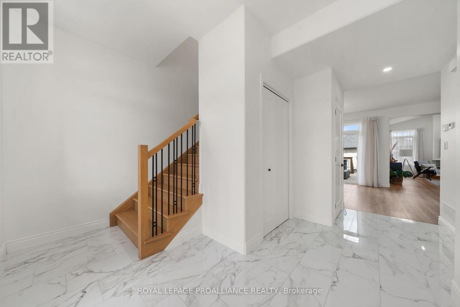 18 Raycroft Drive, Belleville, Ontario K8N 0R4 - Photo 4 - X12541828