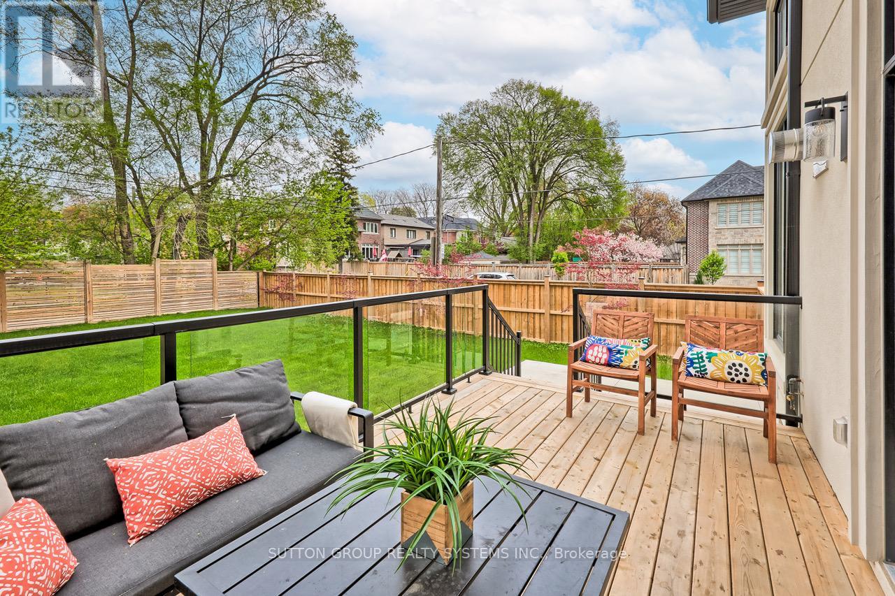 214 Shaver Avenue N, Toronto, Ontario  M9B 4P3 - Photo 36 - W12541364