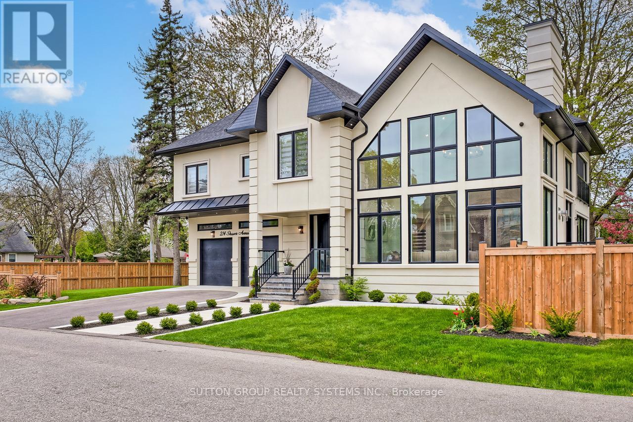 214 Shaver Avenue N, Toronto, Ontario  M9B 4P3 - Photo 39 - W12541364