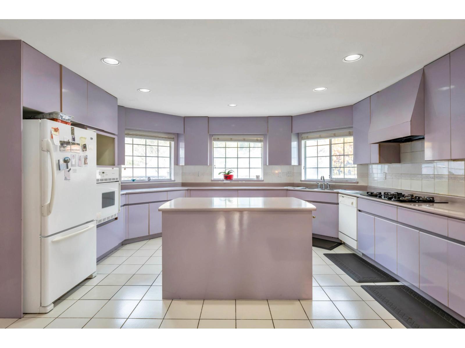 5748 126 Street, Surrey, British Columbia  V3X 3G8 - Photo 11 - R3066668