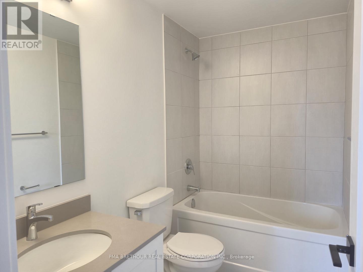 3 - 4045 Hickory Drive, Mississauga, Ontario  L4W 0G6 - Photo 17 - W12541484