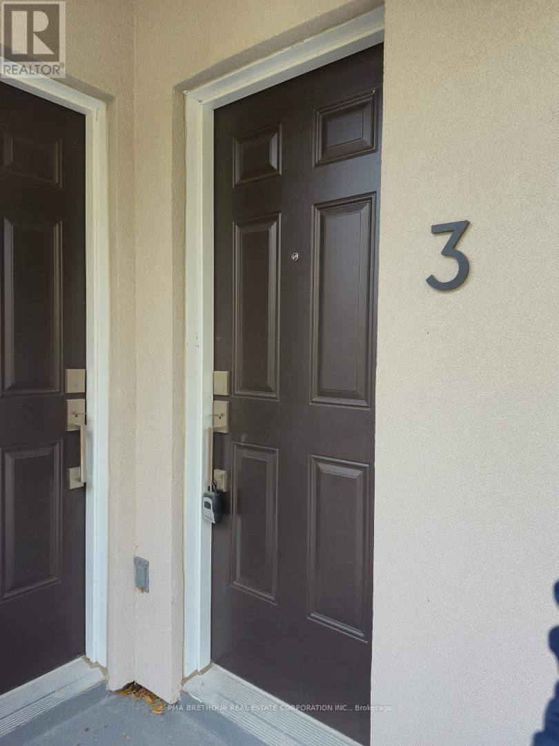 3 - 4045 Hickory Drive, Mississauga, Ontario  L4W 0G6 - Photo 3 - W12541484