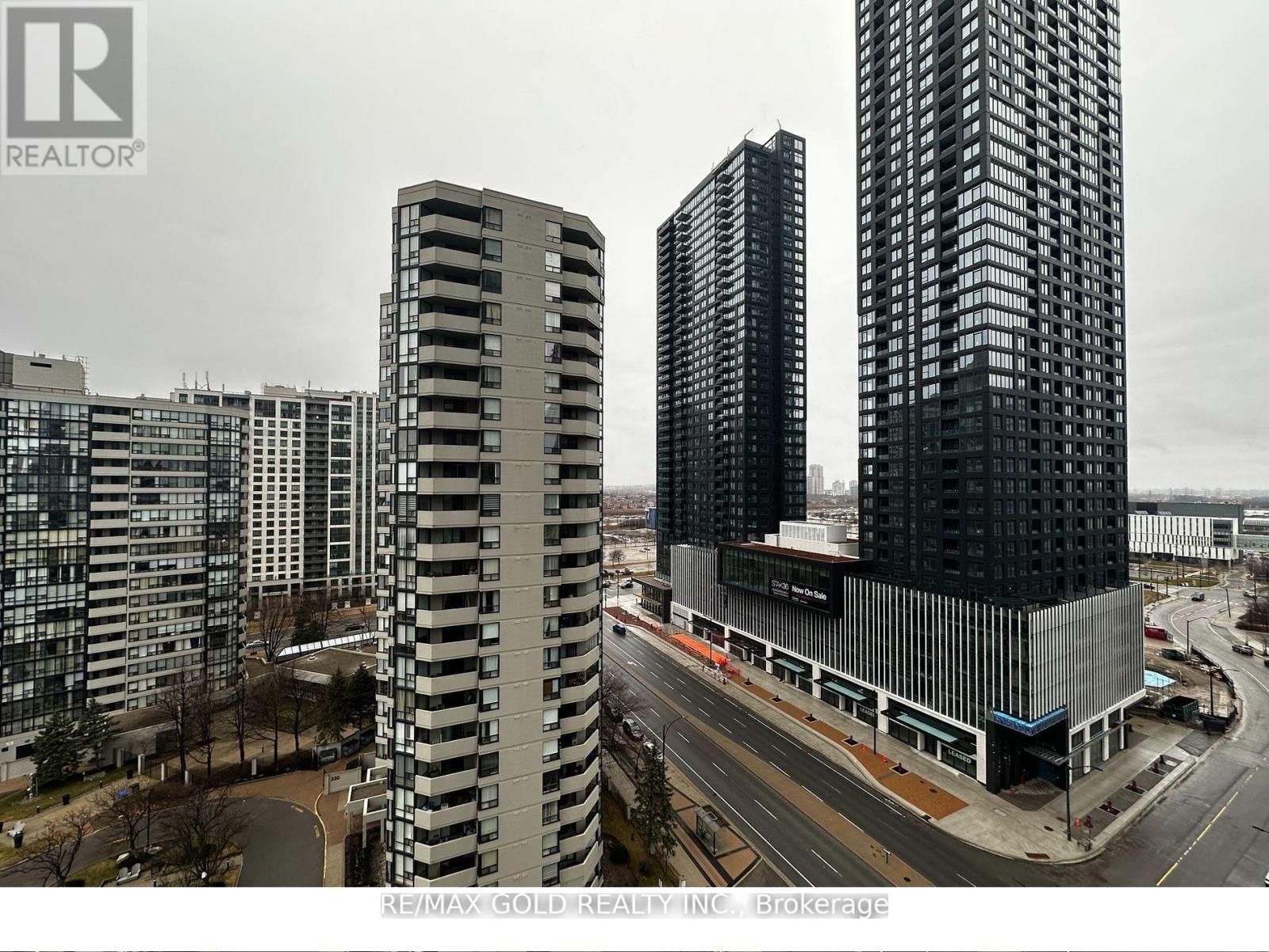 1109 - 430 Square One Drive, Mississauga, Ontario  L5B 0L6 - Photo 14 - W12541490