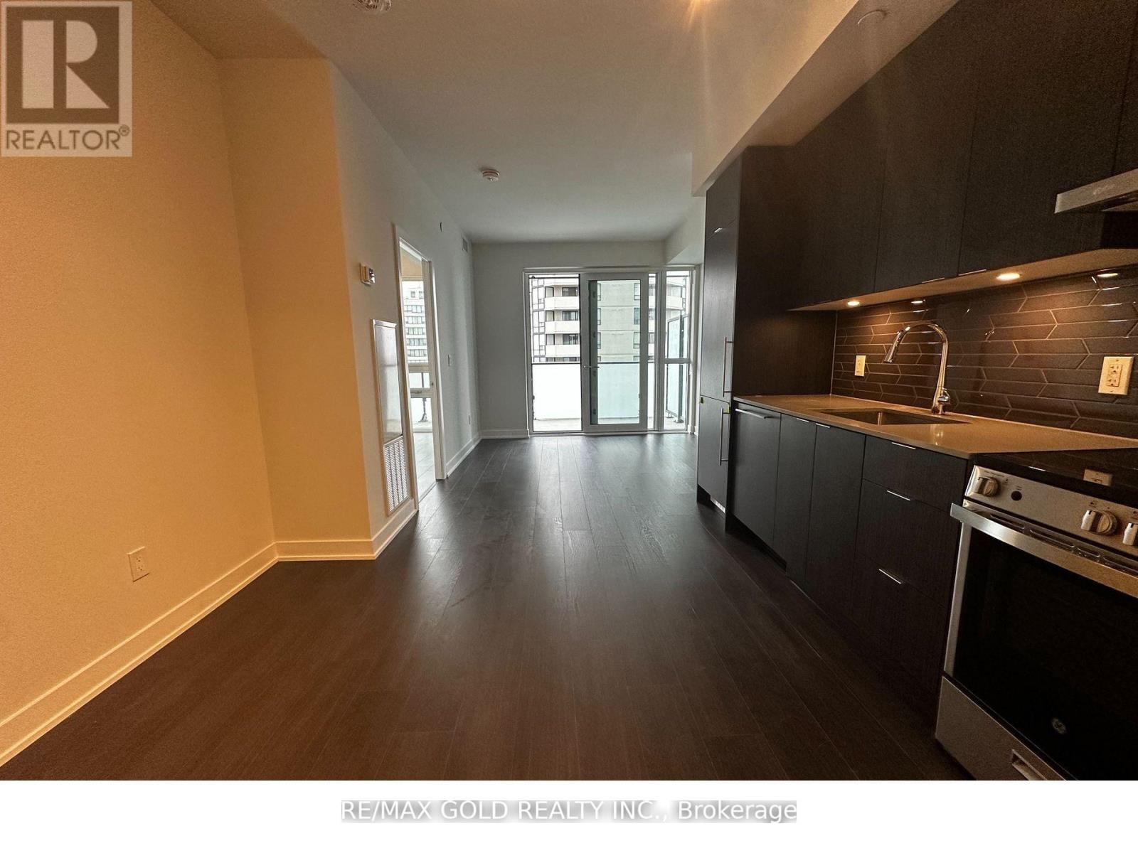 1109 - 430 Square One Drive, Mississauga, Ontario  L5B 0L6 - Photo 4 - W12541490